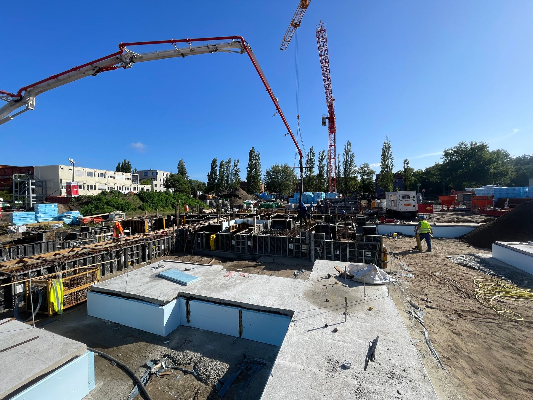 Hauptstraße 9 – Gründungsarbeiten Gründungsarbeiten für die modulare Grundschule mit Sporthalle in der Hauptstraße 9 in Berlin-Lichtenberg